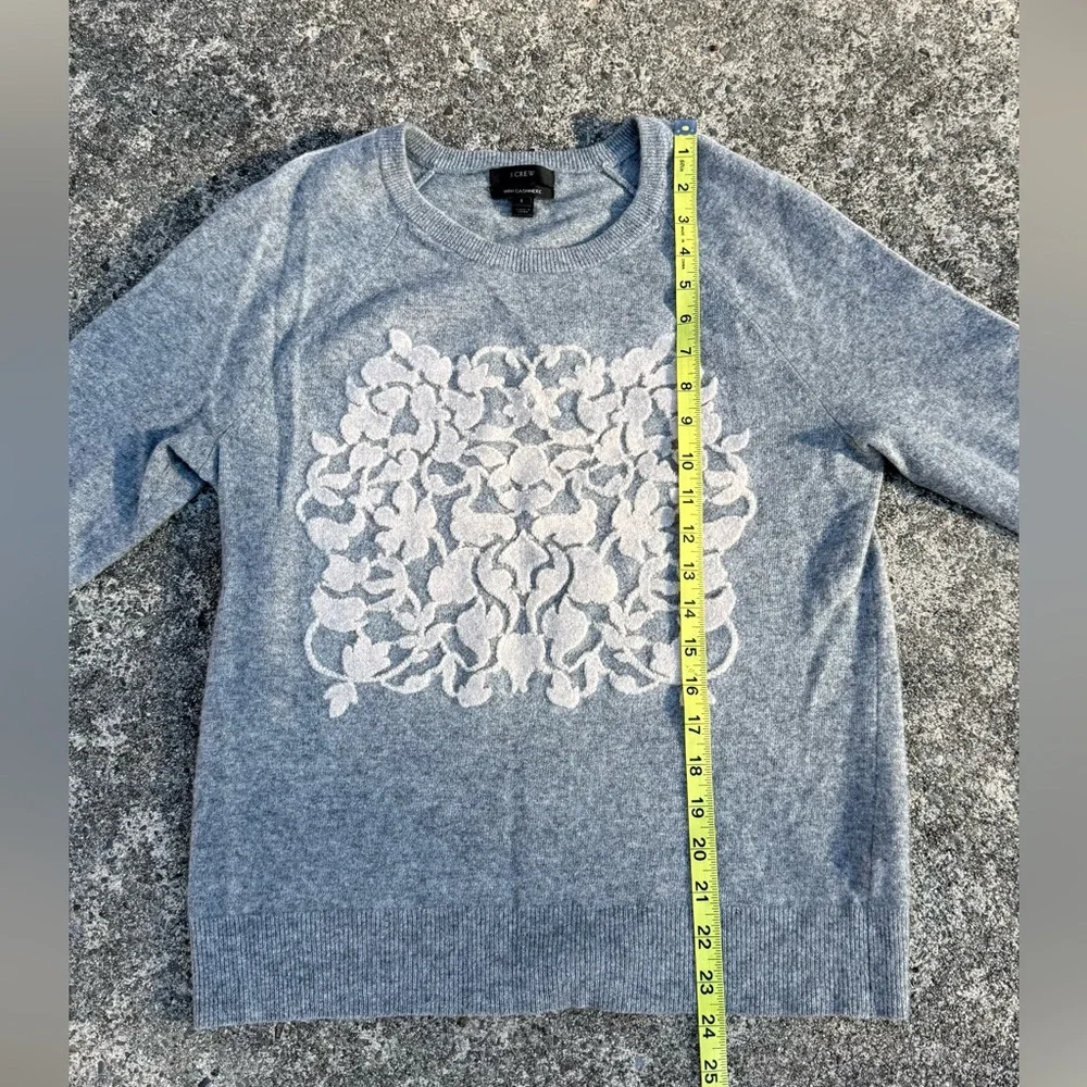J.Crew Gray Cashmere Blend Sweater Floral Detail Crewneck Size S
